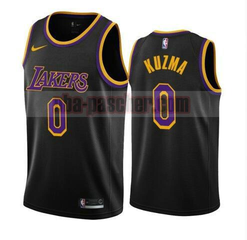 maillot Los Angeles Lakers homme Kyle Kuzma 0 2020-21 Earned Edition Swingman noir